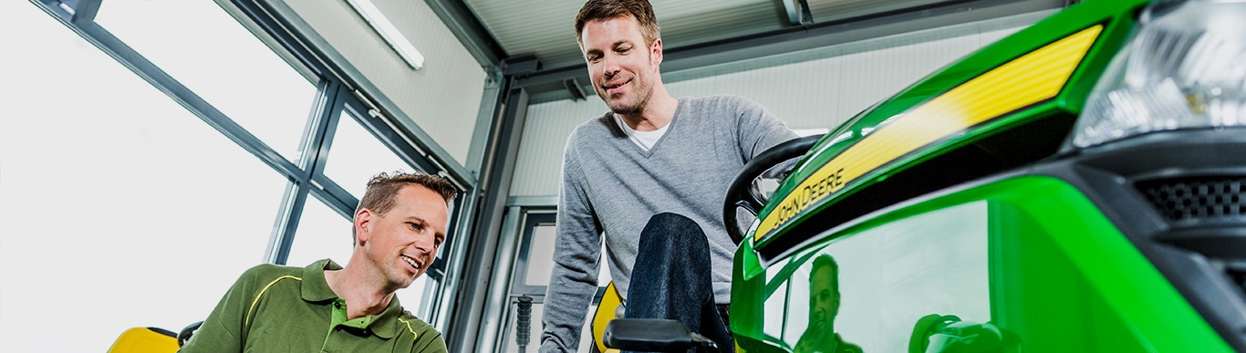 Din forhandler av John Deere