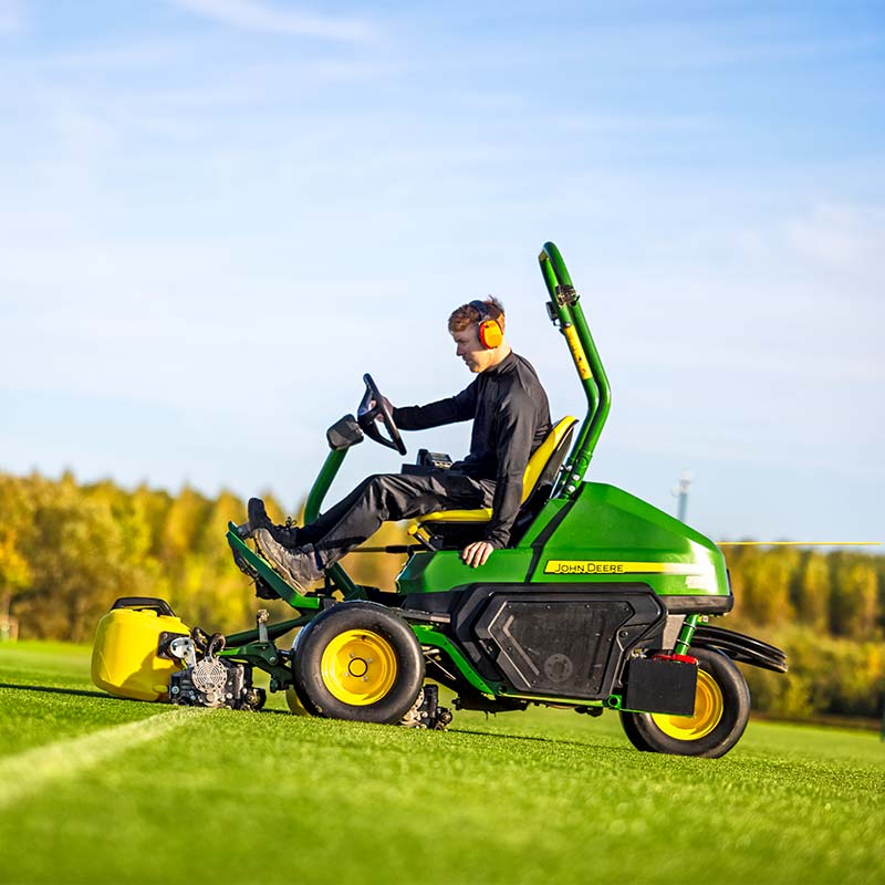 Gå-bak gressklippere for green