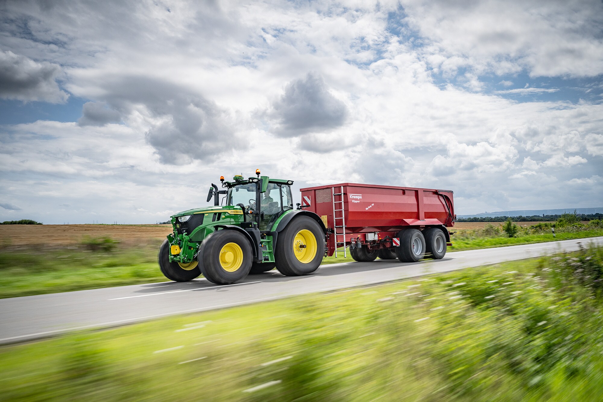 John Deere’s powerful six-cylinder 6R 185 is officially the most fuel-efficient sub-250hp tractor on the road.