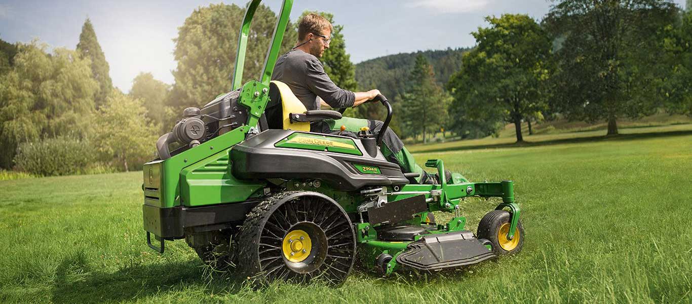 Z994R, Commercial Mowing, Z900R Series, Zero-Turn Mowers