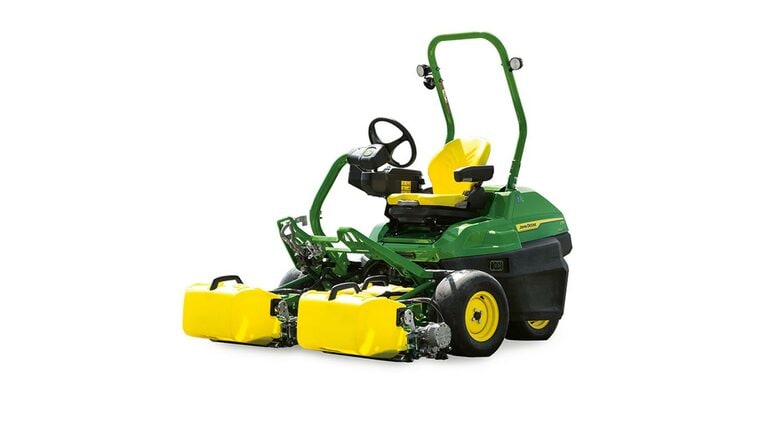 2775 E-Cut™ elektriske Triplex-gressklippertraktorer