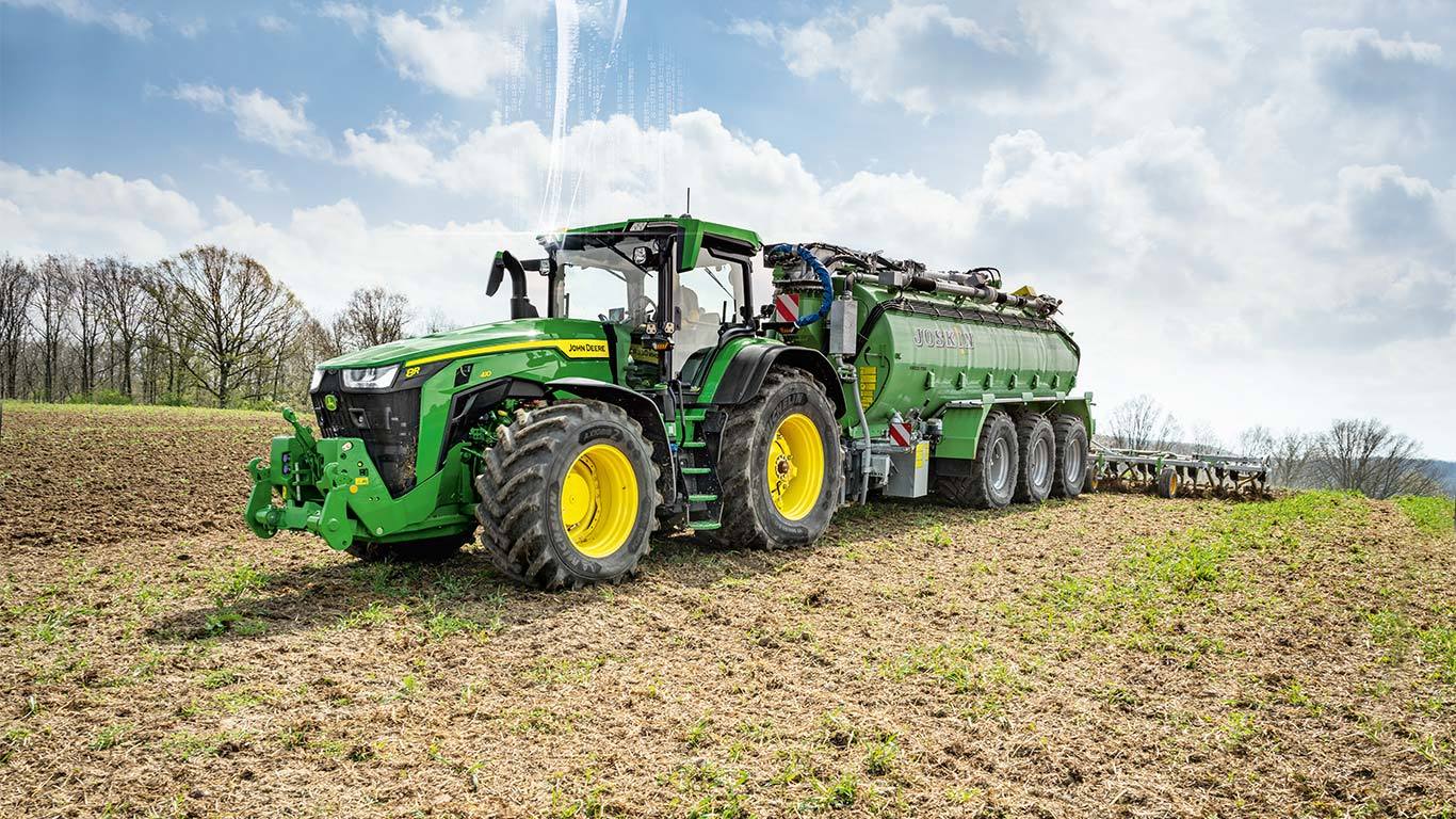 8r-traktor-visning