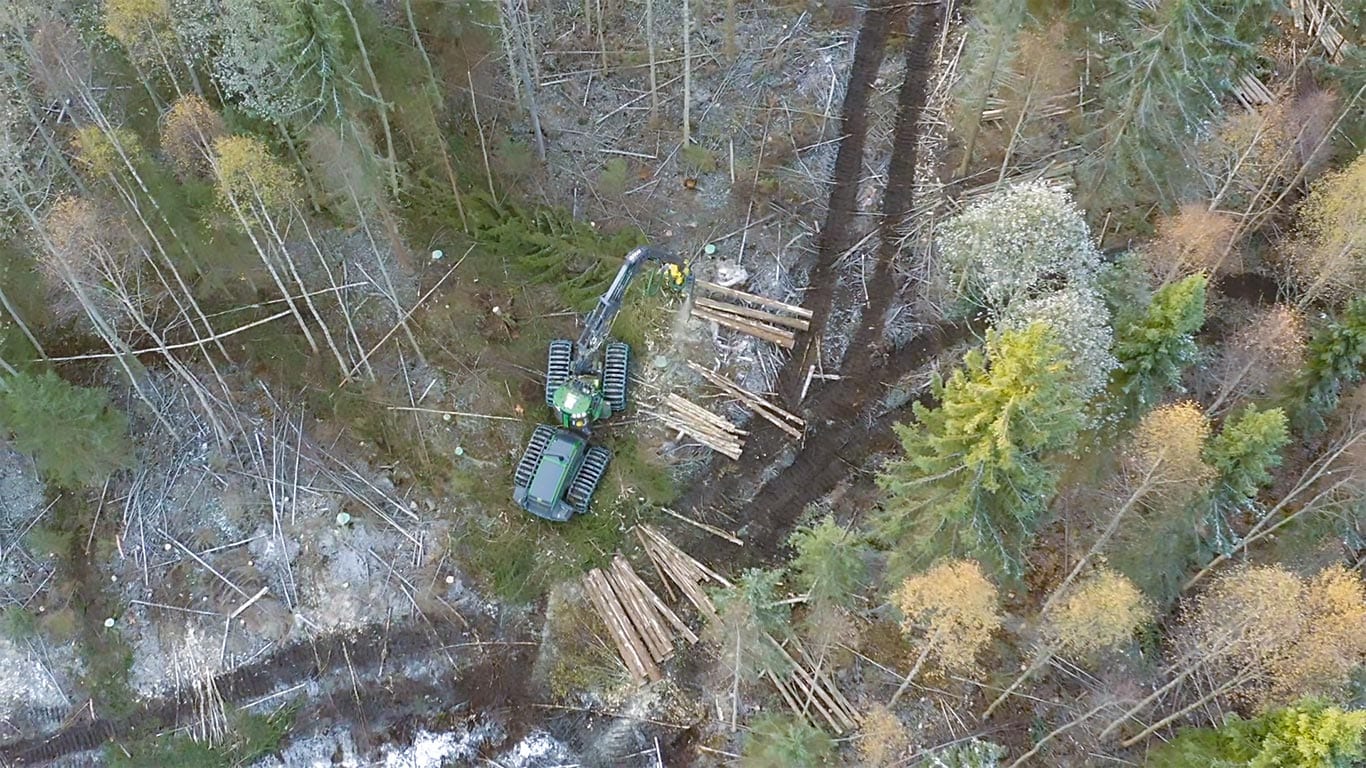 John Deere skogsmaskin
